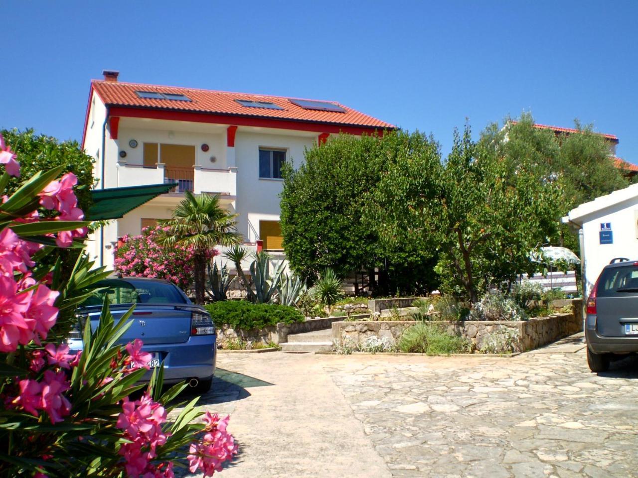 Apartments Natasa Krk Town Exterior foto